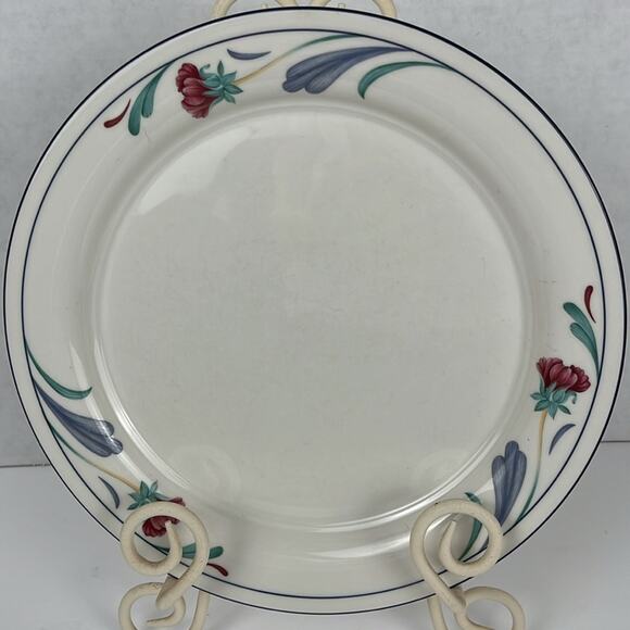 Lenox Chinastone 10.75 Inch Dinner Plate Poppies on Blue Pattern - Picture 2 of 8